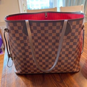 Louis Vutton Neverfull tote